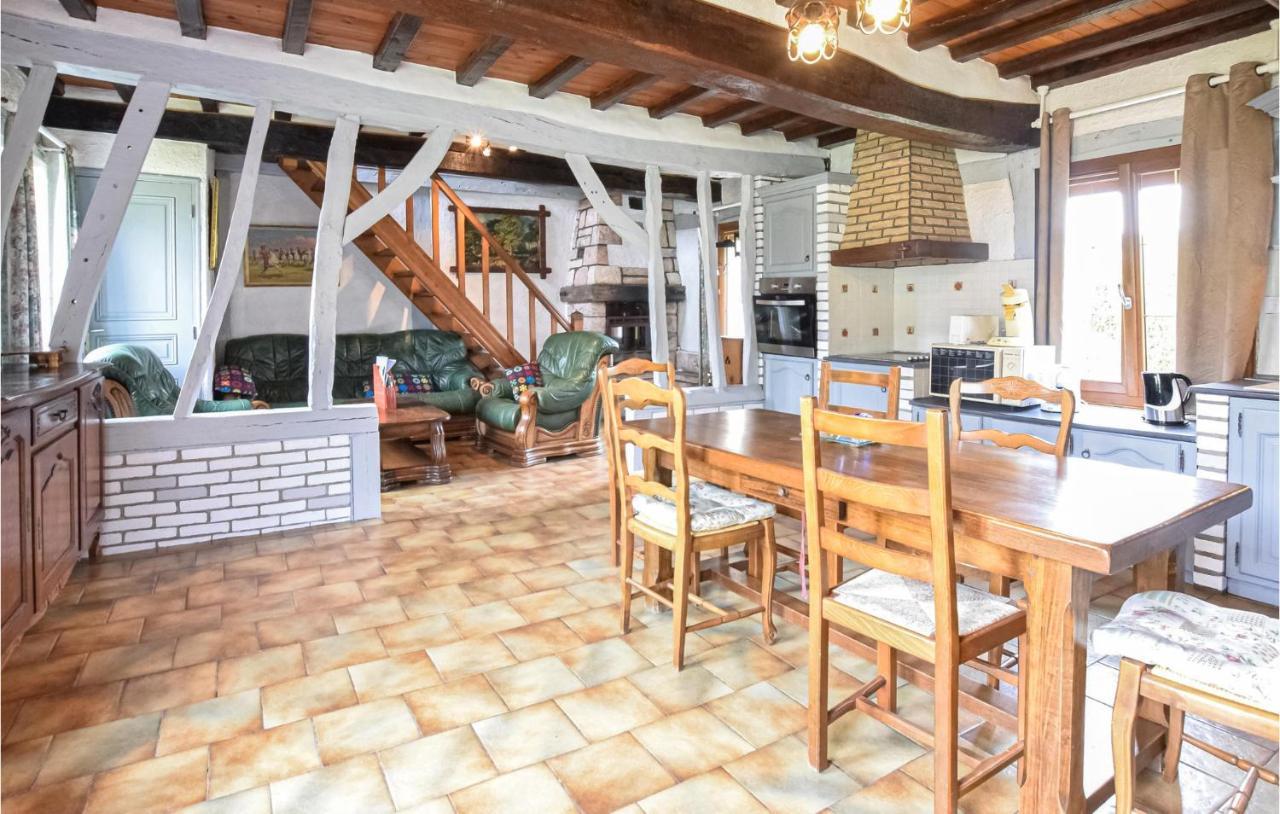 2 Bedroom Lovely Home In Marques Экстерьер фото